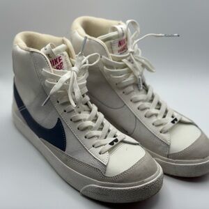 Nike Blazer ‘77 mid 6.5Y women’s 7.5